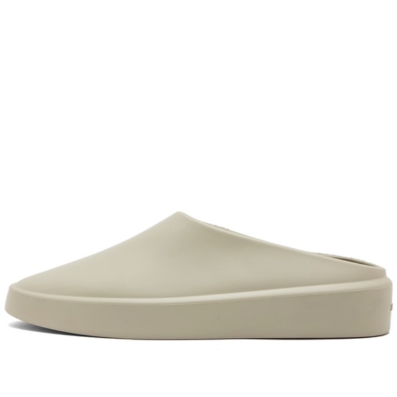 Fear of God California 2.0 Mule Slip-On in Dusty Concrete